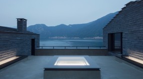 The "stone house": divisions, perceptions and water landscapes
